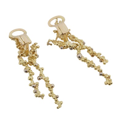 Lot 254 - Charles De Temple | A 'Caviar' necklace, bracelet, and earring suite