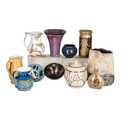 Lot 392 - Various studio and contemporary ceramics