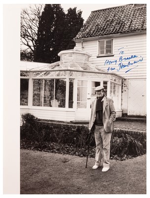 Lot 86 - Autograph Collection.- Authors & Journalists