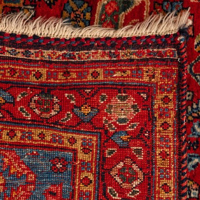 Lot 64 - A fine Qashqai Kashkuli runner, south-west Persia