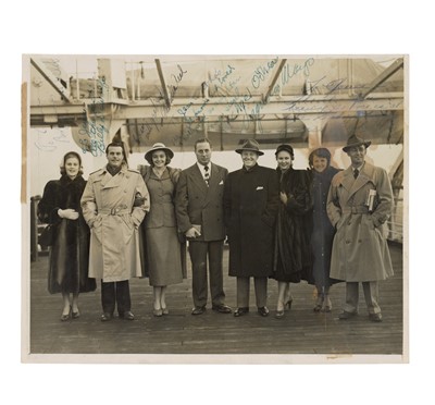 Lot 270 - Vintage Hollywood.