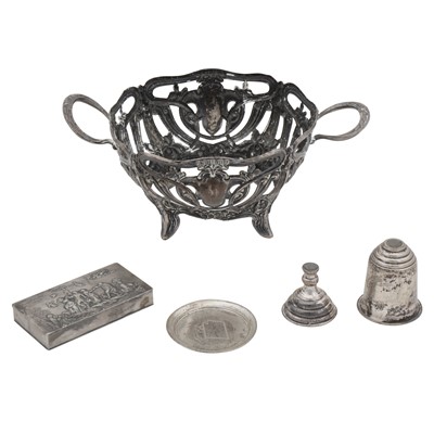 Lot 459 - A mixed group of silver