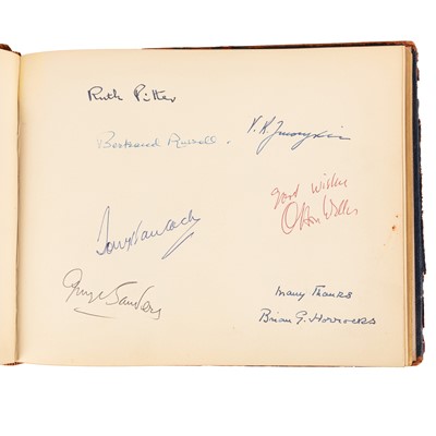 Lot 36 - Autograph Album.- Actors & Entertainers