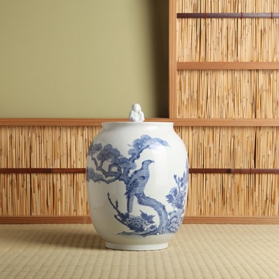 Lot A Japanese Hirado blue and white 'hawk' water jar, mizusashi, Meiji period