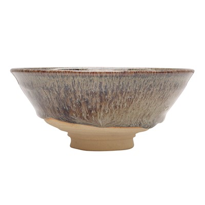 Lot 29 - A Japanese tea bowl (chawan), 20th - 21st century