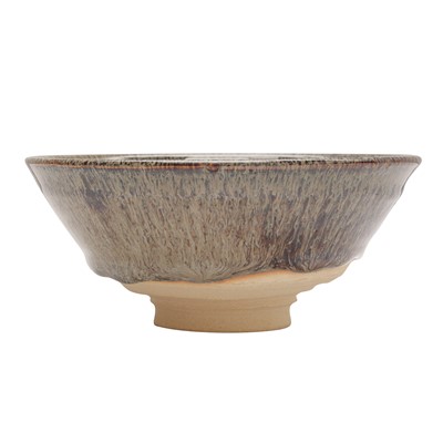 Lot 29 - A Japanese tea bowl (chawan), 20th - 21st century
