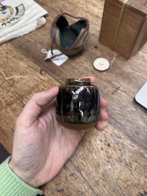 Lot 27 - λ A Japanese Seto ware tea caddy (chaire), Edo-Meiji period