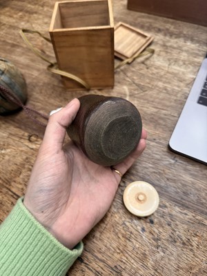 Lot 25 - λ A Japanese Seto ware tea caddy (chaire), Edo period