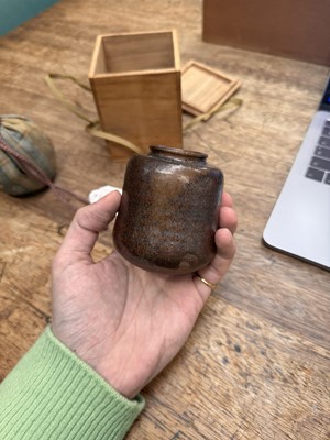 Lot 25 - λ A Japanese Seto ware tea caddy (chaire), Edo period