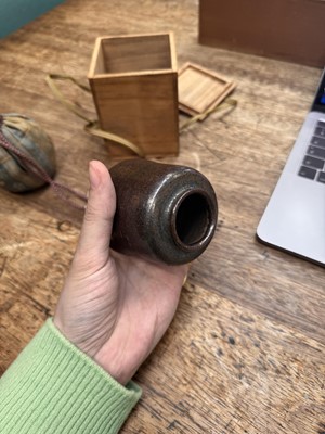 Lot 25 - λ A Japanese Seto ware tea caddy (chaire), Edo period