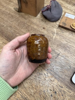 Lot 13 - λ A fine Japanese Seto ware tea caddy (chaire), Muromachi period, 16th-17th century