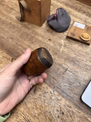 Lot 13 - λ A fine Japanese Seto ware tea caddy (chaire), Muromachi period, 16th-17th century