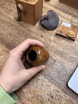 Lot 13 - λ A fine Japanese Seto ware tea caddy (chaire), Muromachi period, 16th-17th century