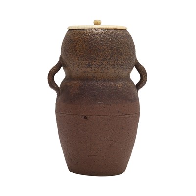 Lot 15 - λ A Japanese Kuro-Satsuma tea caddy (chaire), Edo period