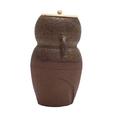 Lot 15 - λ A Japanese Kuro-Satsuma tea caddy (chaire), Edo period