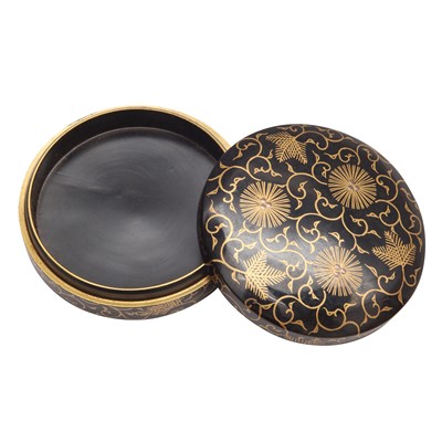 Lot 22 - A Japanese black lacquer and gold makie incense box (kogo), Meiji period