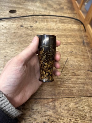 Lot 10 - A fine Japanese lacquered black persimmon wood whisk holder, Edo period - Meiji era, 19th century