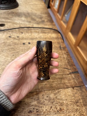 Lot 10 - A fine Japanese lacquered black persimmon wood whisk holder, Edo period - Meiji era, 19th century