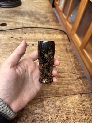 Lot 10 - A fine Japanese lacquered black persimmon wood whisk holder, Edo period - Meiji era, 19th century