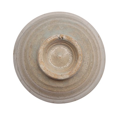 Lot 73 - Three Japanese tea bowls (chawan), Meiji period or later