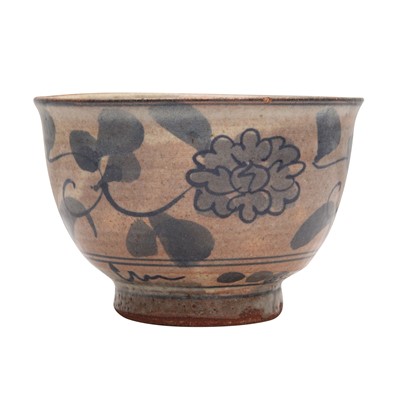 Lot 72 - Three Japanese tea bowls (chawan), Meiji period or later