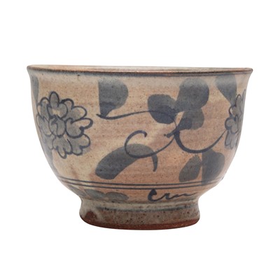 Lot 72 - Three Japanese tea bowls (chawan), Meiji period or later