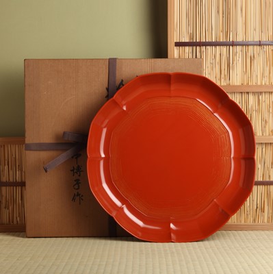 Lot 6 - A Japanese Wajima gilt-painted lacquer foliate tray, Showa period