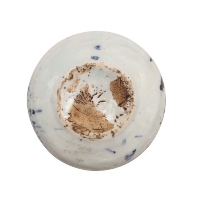 Lot 19 - λ A rare Japanese Ko-Imari 'fukizumi' tea caddy (chaire), Edo period, 17th century