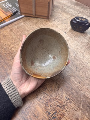 Lot 12 - A fine Japanese Ko-Karatsu tea bowl (chawan), Momoyama - Edo period, 16th - 17th century