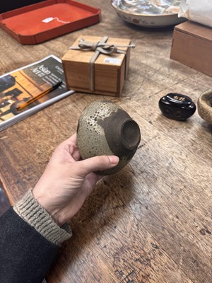 Lot 12 - A fine Japanese Ko-Karatsu tea bowl (chawan), Momoyama - Edo period, 16th - 17th century