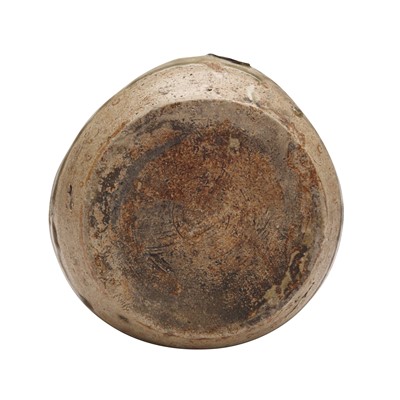 Lot 78 - A Japanese Kiseto ware sake bottle (tokuri), Edo - Meiji period