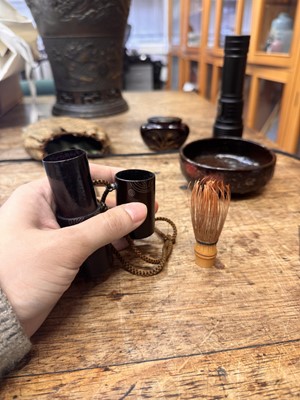 Lot 17 - A Japanese tea ceremony travelling set, Edo - Meiji period