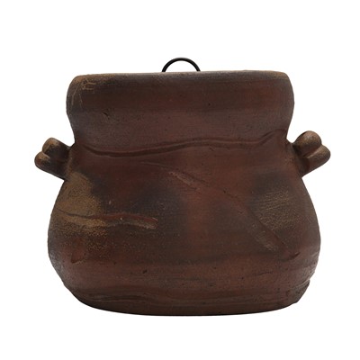 Lot 16 - A Japanese Bizen waterpot (mizusashi), Momoyama - Edo period