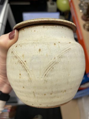 Lot 48 - Studio pottery by various makers