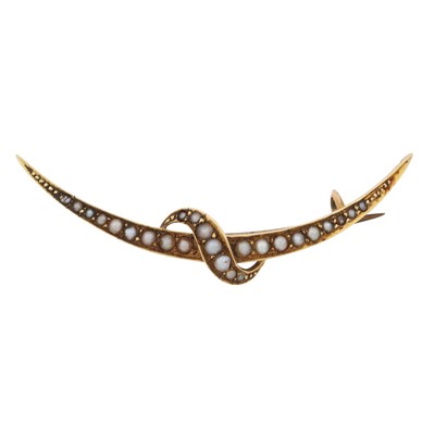 Lot 8 - A seed pearl crescent brooch
