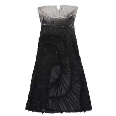 Lot 301 - Alberta Ferretti Black Ombre Pleat Strapless Dress - Size 42