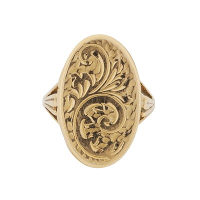 Lot 161 - A locket ring, circa 1972