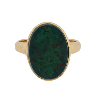 Lot 225 - A bloodstone ring