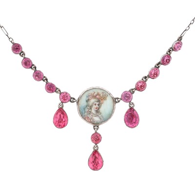 Lot 369 - A miniature portrait necklace, XIXth century