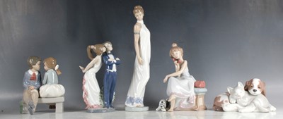 Lot 127 - A Lladro porcelain group of 'Let's Make up',...