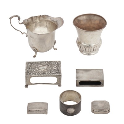 Lot 494 - A mixed group of sterling silver