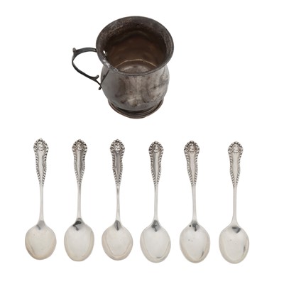 Lot 428 - A mixed group of sterling silver