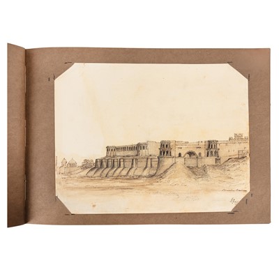Lot 111 - Gray [Artist.] India. Album 40 original drawings. 1858 - 1862.
