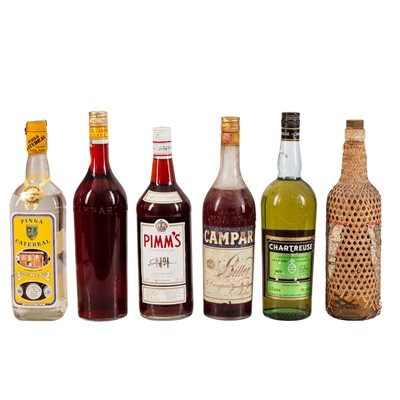 Lot 334 - Miscellaneous Spirits - 6 bottles