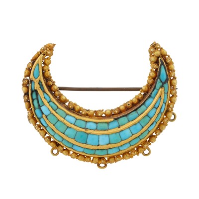 Lot 84 - A turquoise crescent brooch / pendant