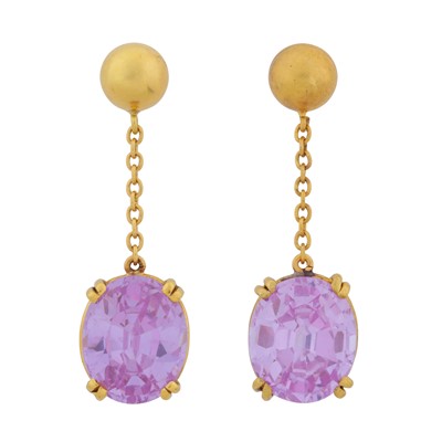 Lot 286 - A pair of amethyst pendant earrings