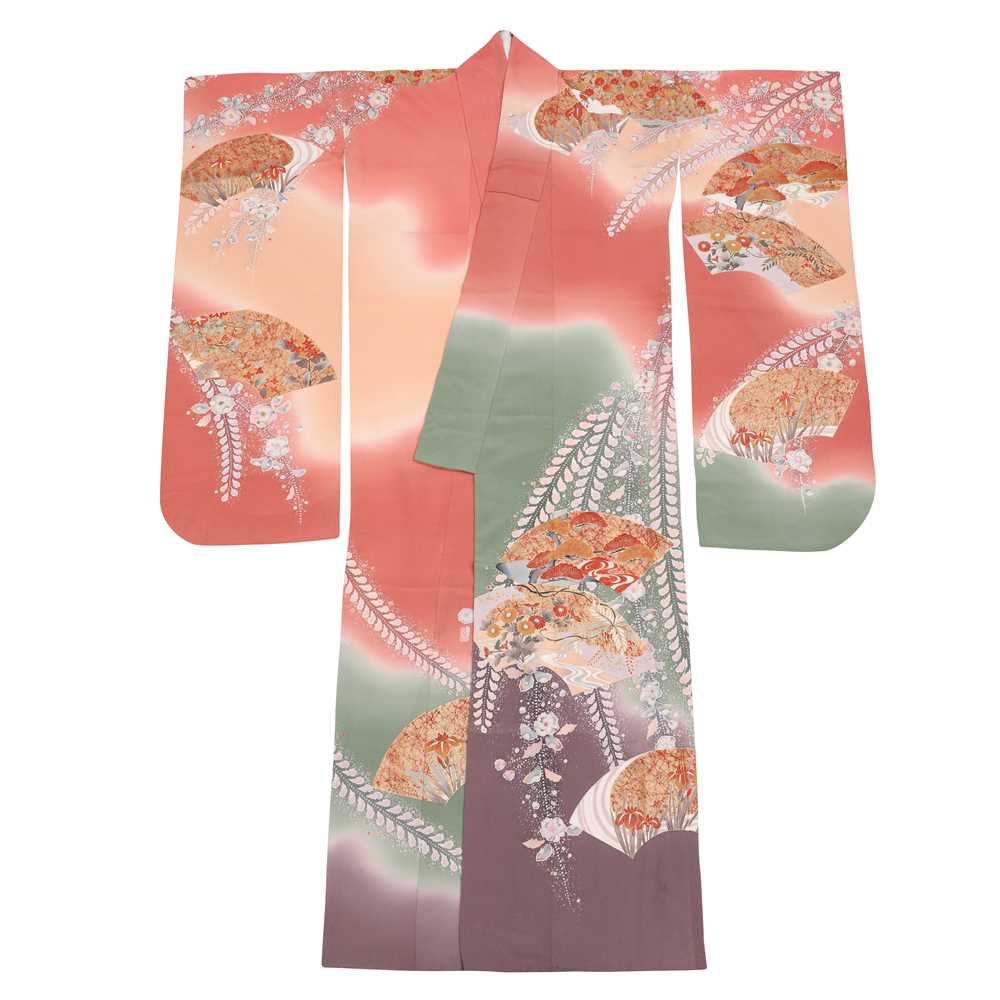 Lot 68 - A fine Japanese silk 'tsujigahana' furisode kimono by Suizan Kobo