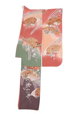 Lot 68 - A fine Japanese silk 'tsujigahana' furisode kimono by Suizan Kobo