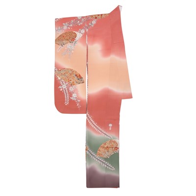 Lot 68 - A fine Japanese silk 'tsujigahana' furisode kimono by Suizan Kobo