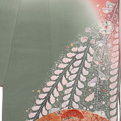 Lot 68 - A fine Japanese silk 'tsujigahana' furisode kimono by Suizan Kobo